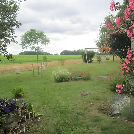 Jolie Maison A La Campagne
